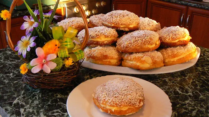 Filled donuts with powdered sugar