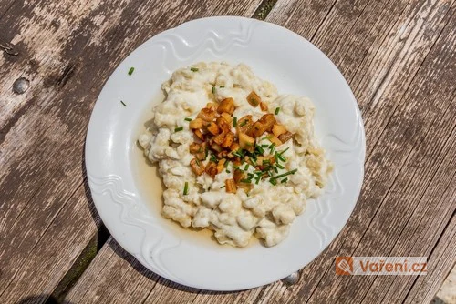 Použitý recept na halušky z mouky s cibulí.