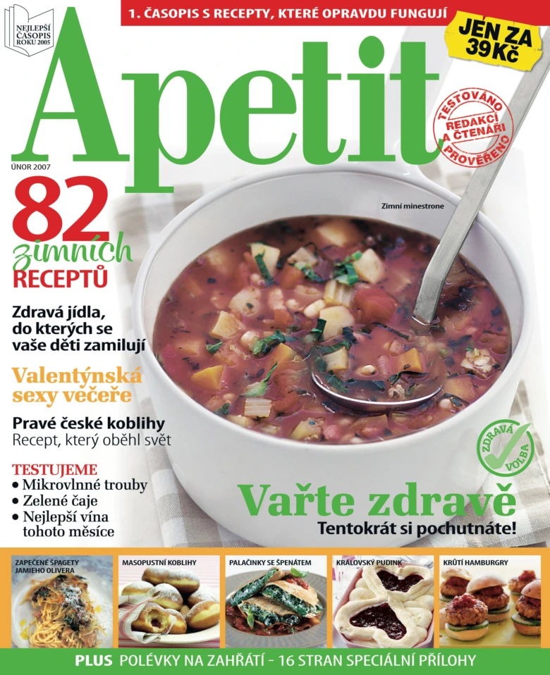 Bílá miska s zimním minestronem na obálce časopisu.