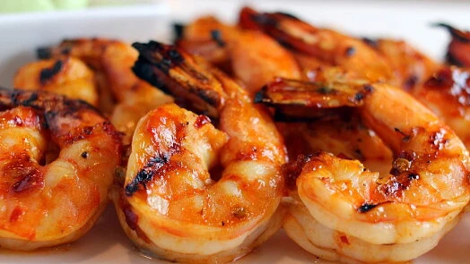 Grilled shrimp on plate
