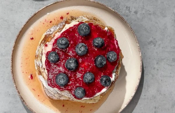 Blueberry cottage cheese pancake