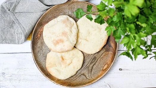 Pita bread on plate