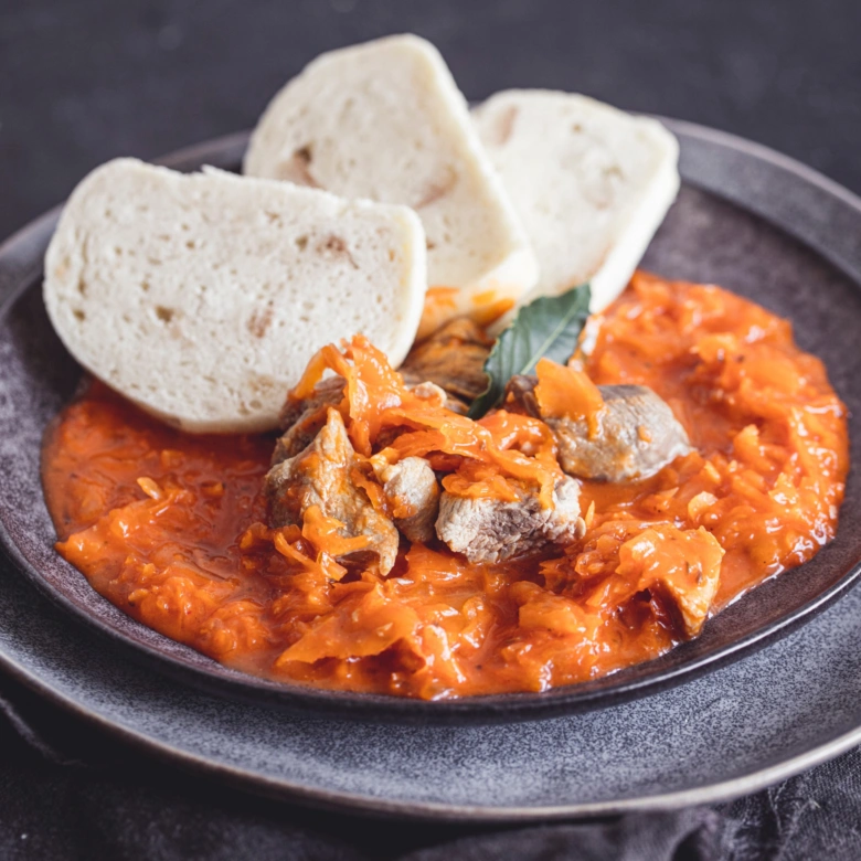 Czech stew with bread