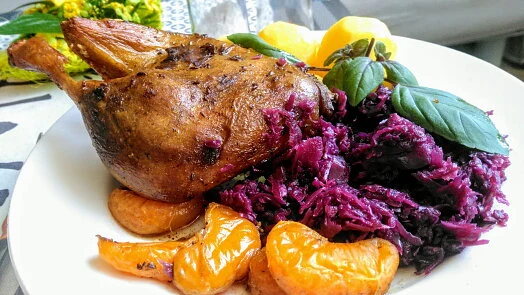 Pečená kachna s červenou kapustou a pomeranči
